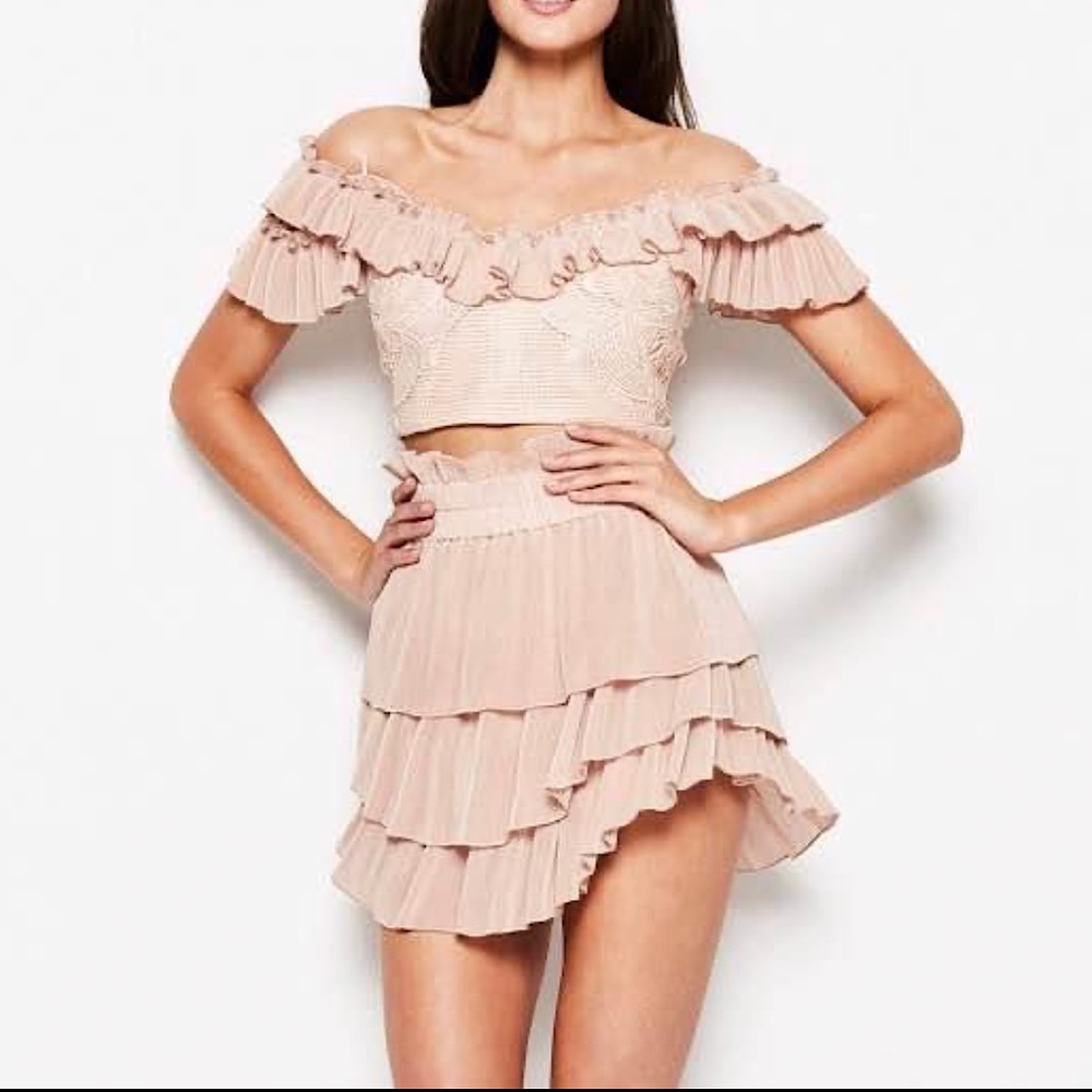 ALICE MCCALL Signed Sealed Lace Ruffle Cold Shoulder Crop Top - Picture 3 of 16